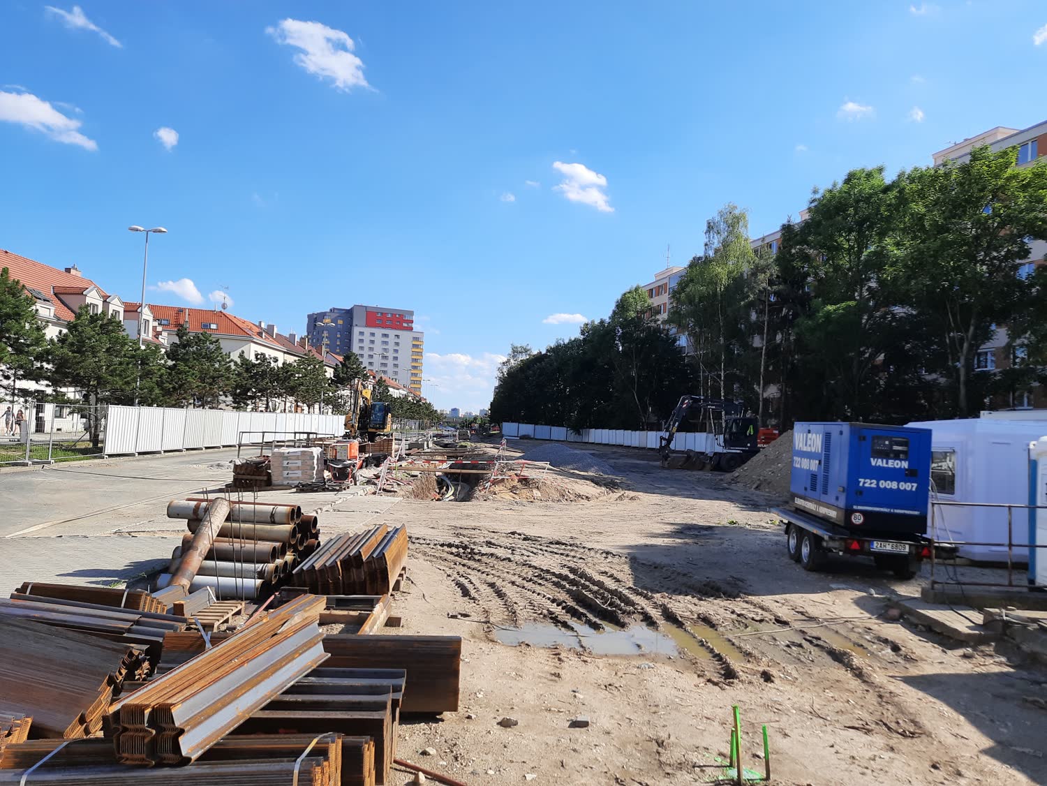 Terasă și amenajare exterioară